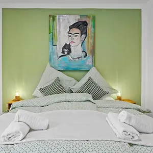 Smurmelhomes Oase: Terrasse - Parken - Kind Passau